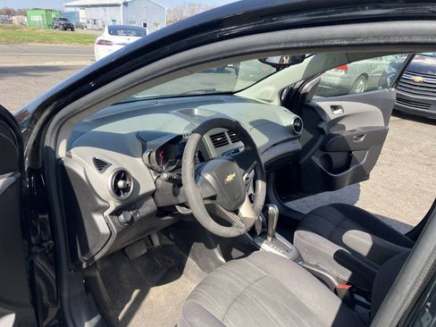 Used 2012 Chevrolet Sonic LT FWD image 17