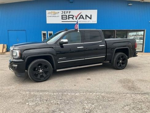 Used 2016 GMC Sierra 1500 Denali w/ Enhanced Driver Alert Package AWD/4WD image 1