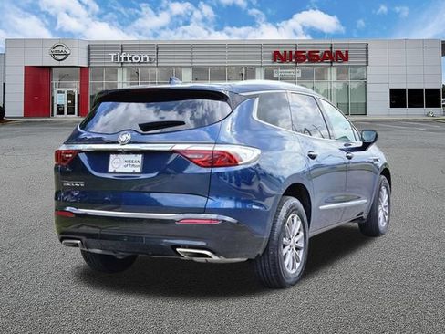 Used 2023 Buick Enclave Essence FWD image 4