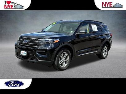 Certified 2024 Ford Explorer XLT w/ Class IV Trailer Tow Package