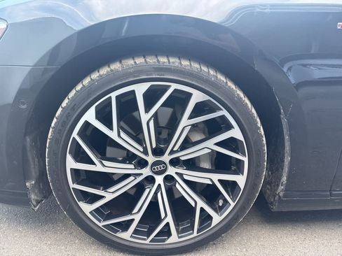 Used 2023 Audi A8 L 3.0T image 23