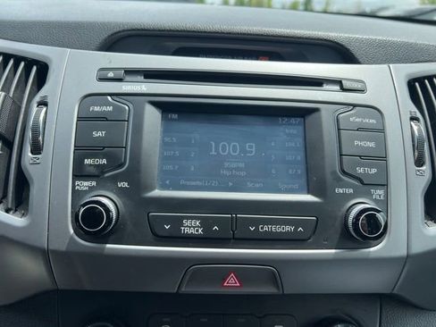 Used 2015 Kia Sportage LX FWD image 19