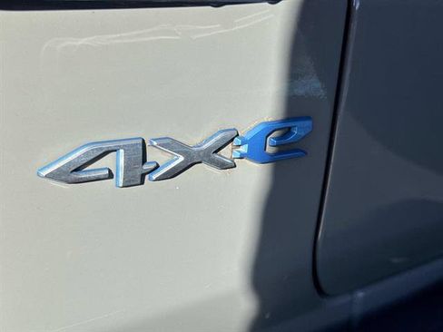 Used 2021 Jeep Wrangler Unlimited Sahara w/ Cold Weather Group image 6