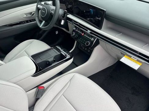 New 2026 Hyundai Tucson Limited image 13