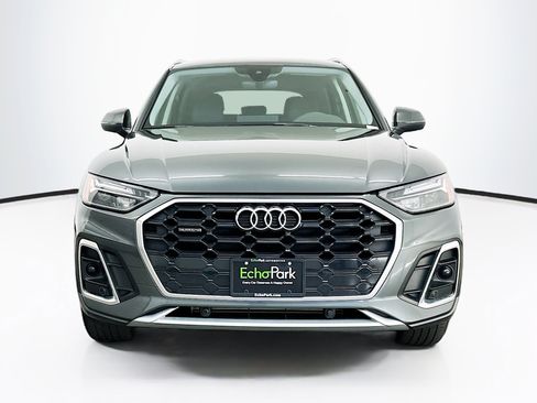 Used 2023 Audi Q5 2.0T Premium w/ Convenience Package AWD/4WD image 2
