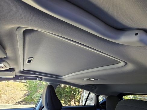 New 2025 Subaru Crosstrek 2.5i Premium image 9