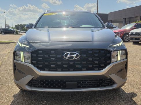 Used 2023 Hyundai Santa Fe SEL FWD image 2