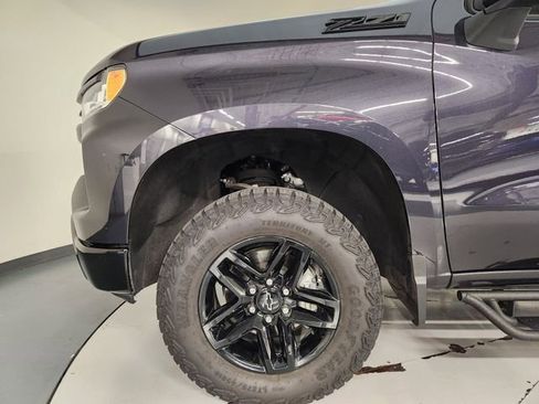 Used 2024 Chevrolet Silverado 1500 LT Trail Boss w/ Convenience Package II AWD/4WD image 11