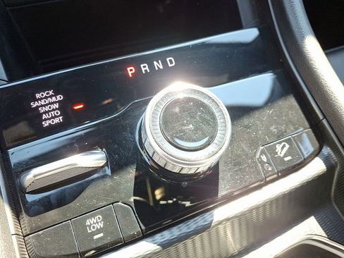 Used 2024 Jeep Grand Cherokee Limited 4xe AWD/4WD image 16