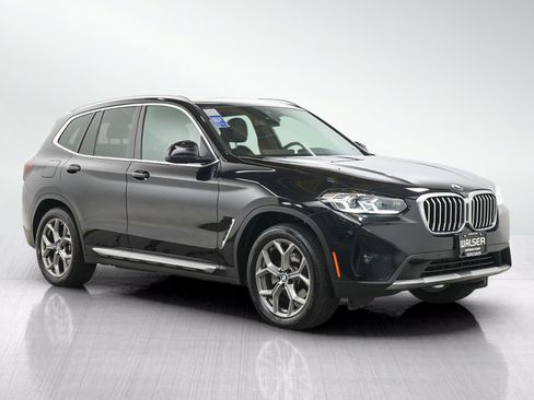 Used 2024 BMW X3 xDrive30i w/ Premium Package AWD/4WD image 7