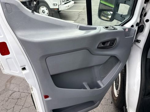 Used 2019 Ford Transit 250 138 image 19