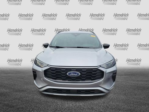 Used 2023 Ford Escape ST-Line w/ Tech Pack #1 FWD image 3
