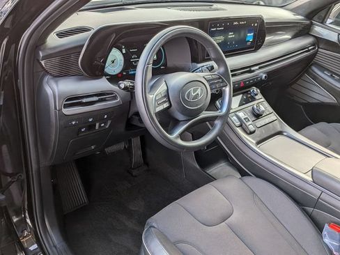 Used 2025 Hyundai Palisade Calligraphy AWD/4WD image 13