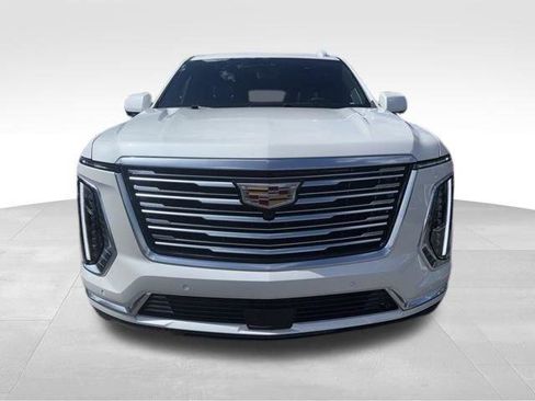 New 2025 Cadillac Escalade ESV Premium Luxury Platinum image 9