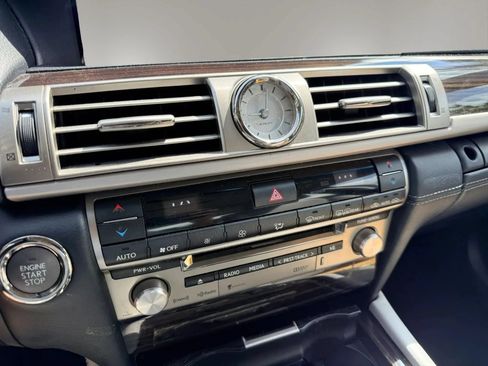 Used 2015 Lexus LS 460 w/ Comfort Package RWD image 21