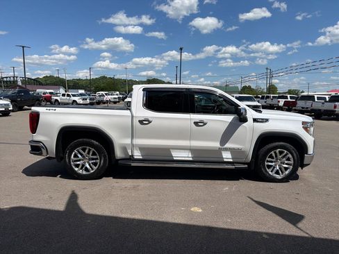 Used 2019 GMC Sierra 1500 SLT w/ SLT Premium Plus Package AWD/4WD image 27