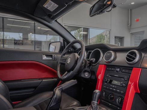 Used 2007 Ford Mustang Shelby GT500 RWD image 18