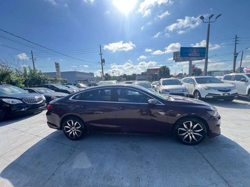 Used 2016 Chevrolet Malibu LT w/ Leather Package FWD image 10