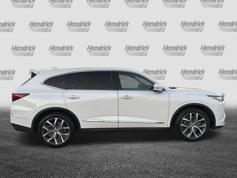 Used 2023 Acura MDX w/ Technology Package FWD image 11