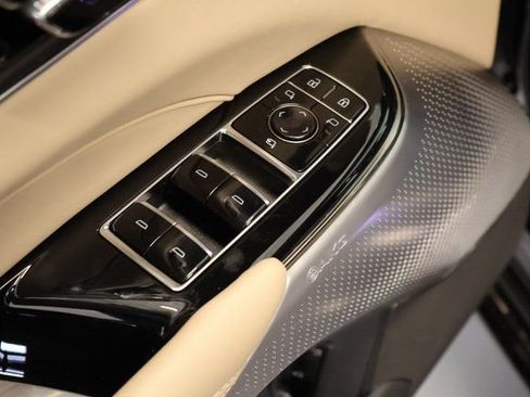 New 2026 Cadillac Lyriq V image 8