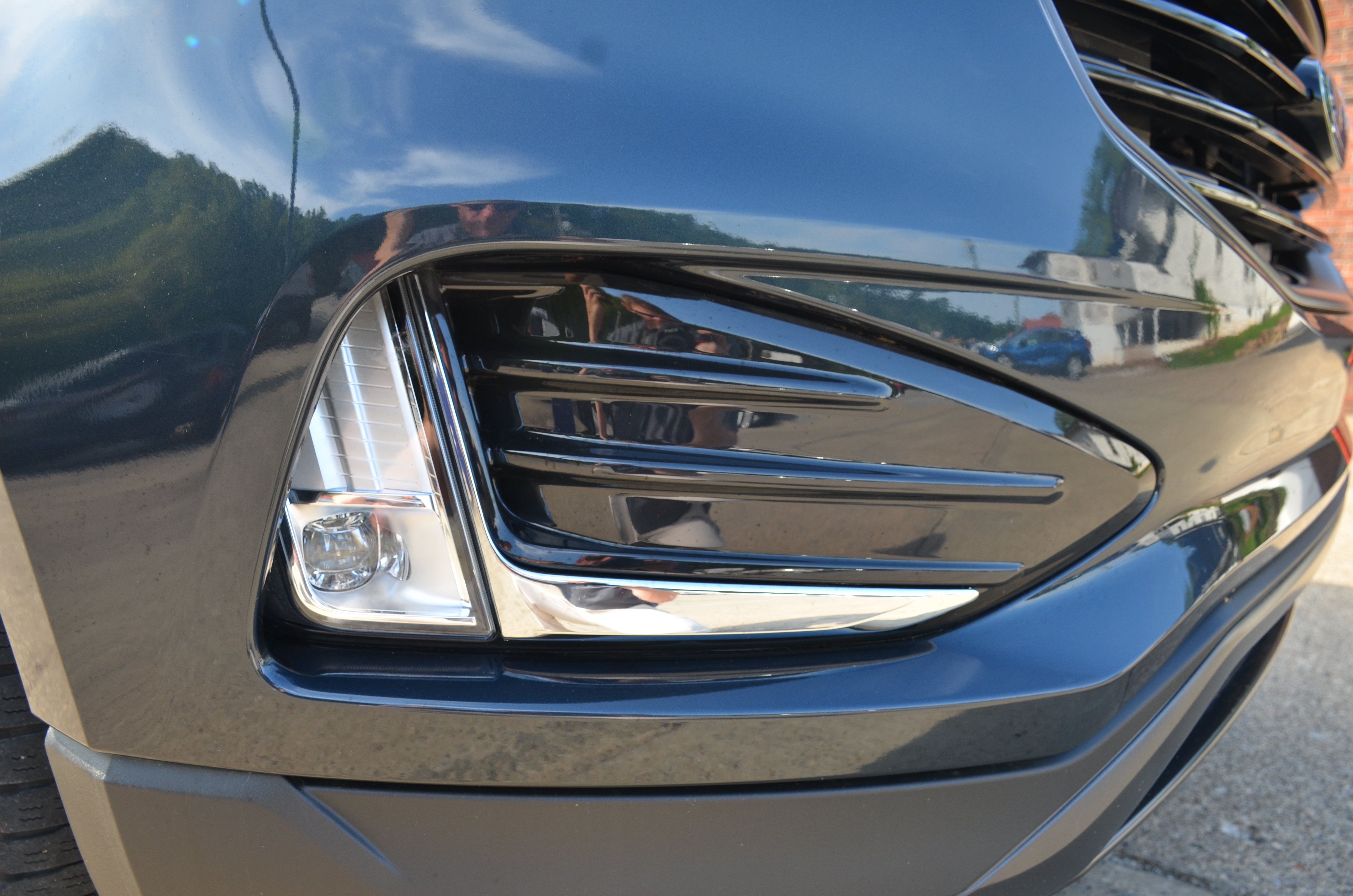 Used 2023 Ford Edge SEL w/ Sport Appearance Package AWD/4WD image 8