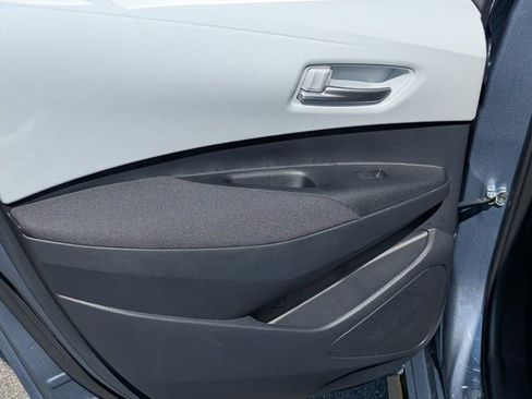 Used 2026 Toyota Corolla SE w/ SE Package FWD image 18