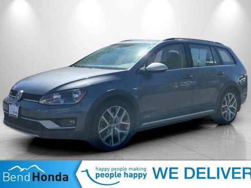 Used 2017 Volkswagen Golf Alltrack SEL AWD/4WD image 1