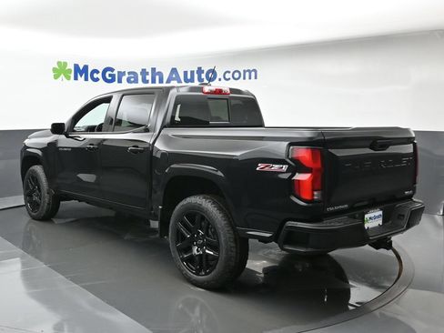 Used 2025 Chevrolet Colorado Z71 w/ Z71 Convenience Package 2 AWD/4WD image 27