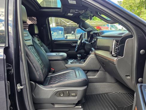 Used 2023 GMC Sierra 1500 AT4 w/ AT4 Premium Package AWD/4WD image 35