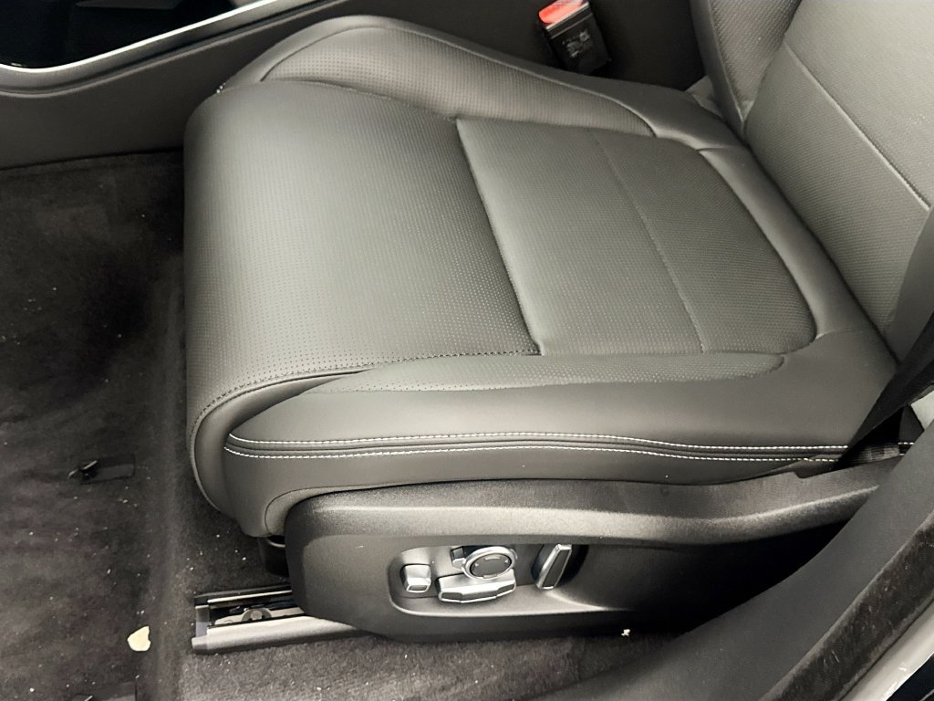 New 2026 Jaguar F-PACE R-Dynamic S AWD/4WD image 20