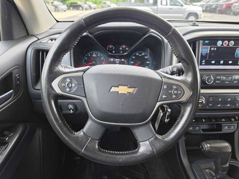 Used 2015 Chevrolet Colorado Z71 AWD/4WD image 21