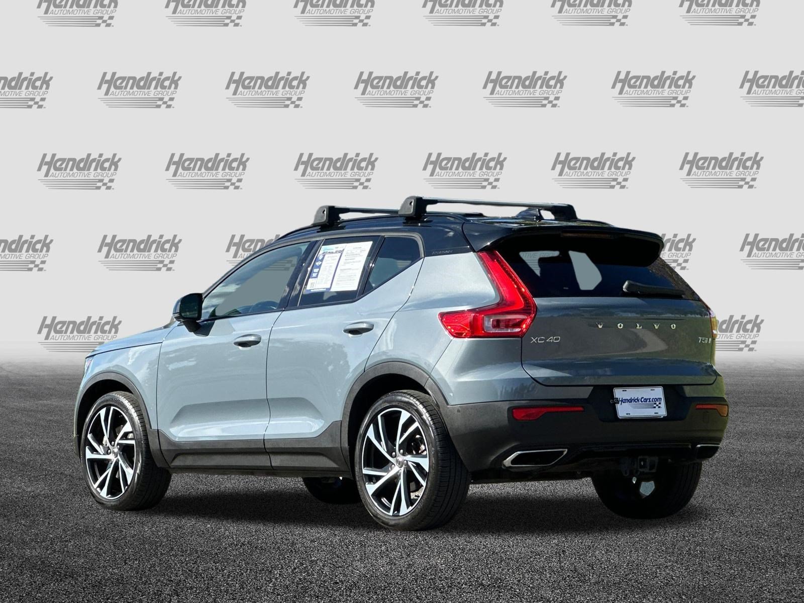 Used 2020 Volvo XC40 T5 R-Design AWD/4WD image 7