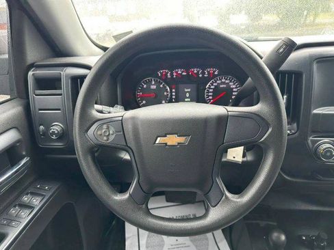 Used 2018 Chevrolet Silverado 1500 W/T AWD/4WD image 15