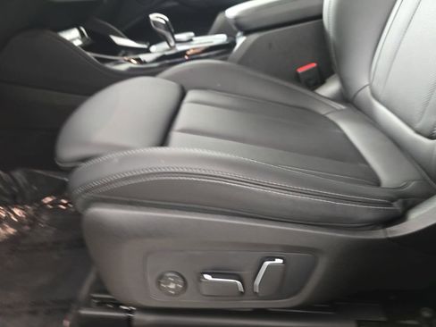 Certified 2025 BMW X4 xDrive30i w/ Premium Package AWD/4WD image 29
