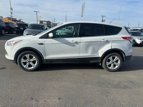 Used 2015 Ford Escape SE image 7