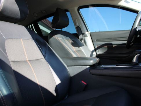 Used 2022 Nissan Altima 2.5 SR w/ Midnight Edition Package image 14