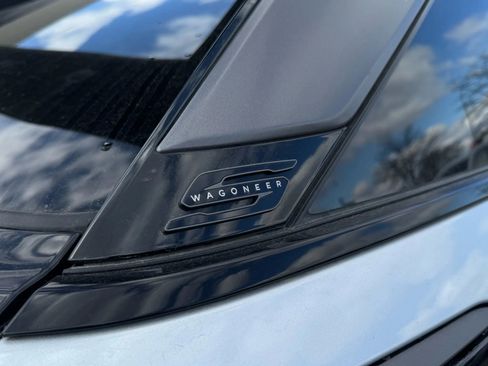 Used 2025 Jeep Wagoneer S Limited image 5