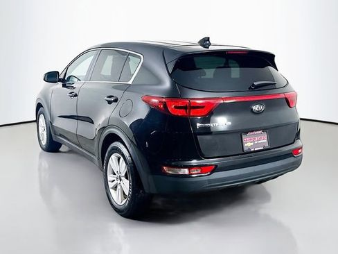 Used 2017 Kia Sportage LX image 8