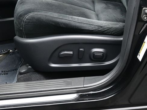 Used 2020 Nissan Murano SV image 12