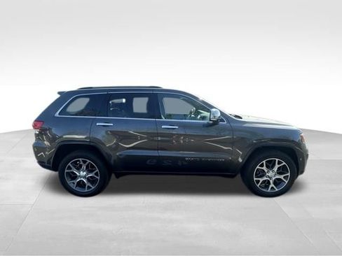 Used 2019 Jeep Grand Cherokee Limited w/ Trailer Tow Group IV image 10