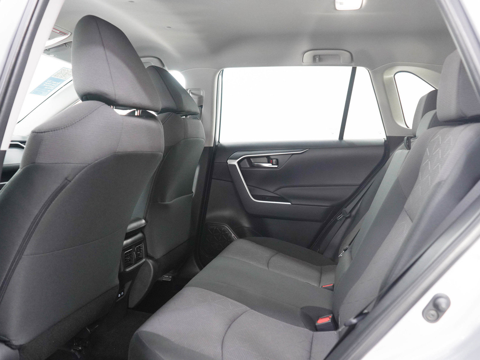 Used 2024 Toyota RAV4 XLE AWD/4WD image 14