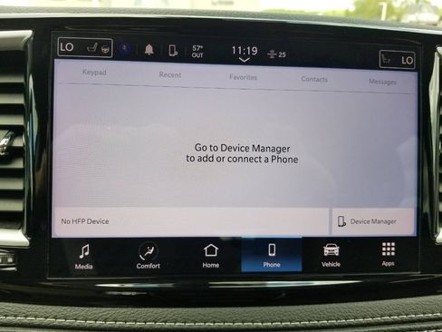 Used 2023 Chrysler Pacifica Touring-L AWD/4WD image 30