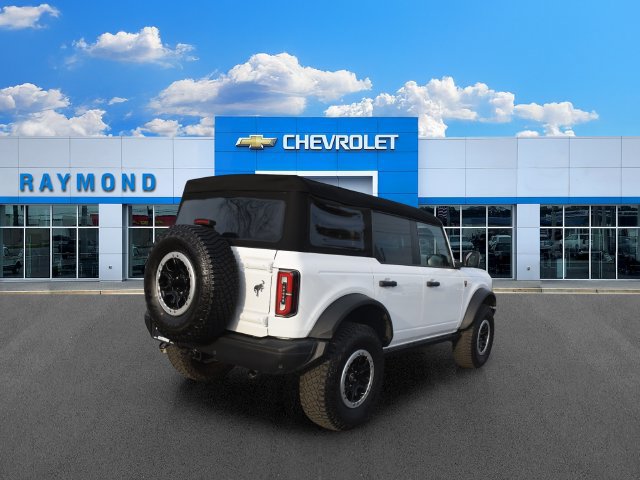 Used 2023 Ford Bronco Badlands w/ Sasquatch Package AWD/4WD image 3