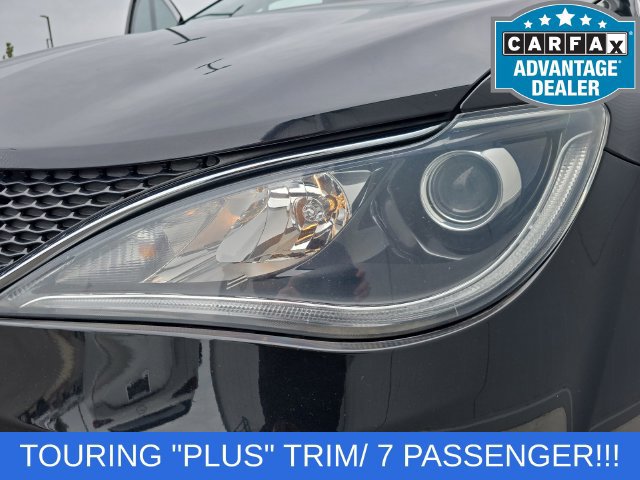 Used 2018 Chrysler Pacifica Touring Plus FWD image 25