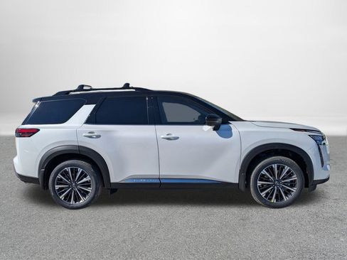 New 2026 Nissan Pathfinder Platinum w/ Cargo Package image 2