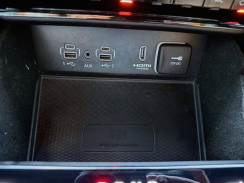 Used 2022 Jeep Grand Cherokee Summit AWD/4WD image 30