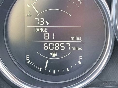 Used 2018 MAZDA MX-5 Miata Club image 27