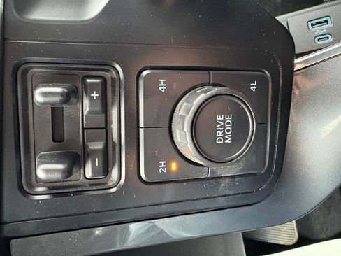 Used 2023 Ford F150 XLT w/ Equipment Group 302A High image 26