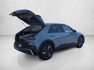 New 2026 Hyundai Ioniq 5 SE RWD video 2