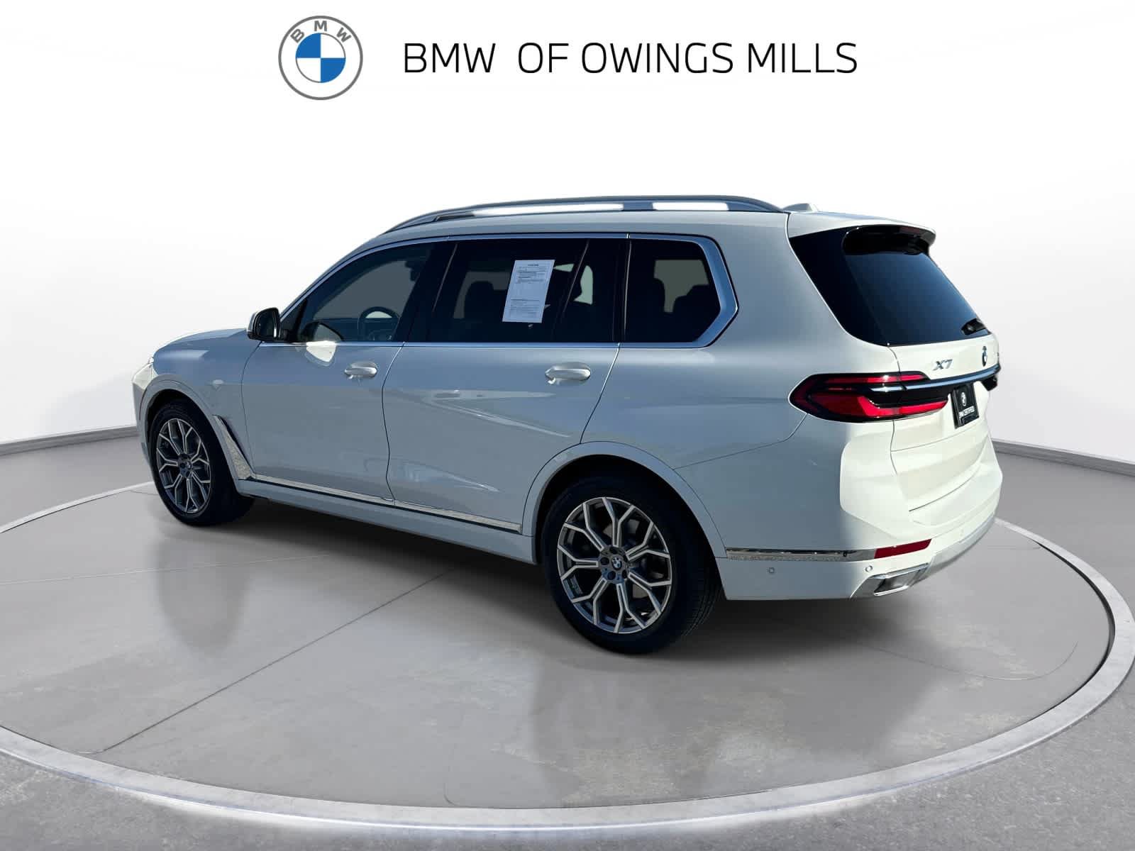 Used 2023 BMW X7 xDrive40i w/ Premium Package AWD/4WD image 6